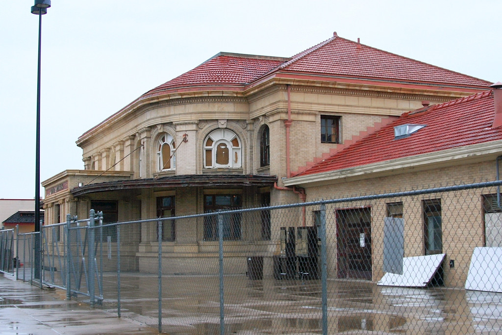 Abandoned station